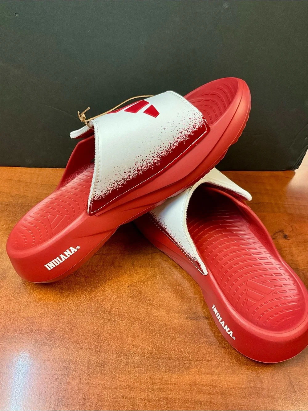 Unisex Adidas Crimson Indiana Hoosiers Lightweight Slide Sandals, Women’s Size 8